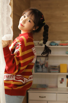 《警花交换做爰》